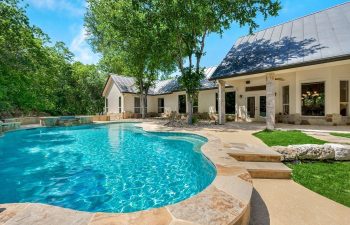 https://www.ftlauderdale-poolservice.com/wp-content/uploads/2025/07/pool-shutterstock_2320378013-350x225.jpg